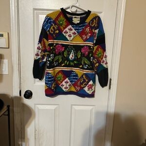 Vintage hunters, run hand knitted sweater size medium floral